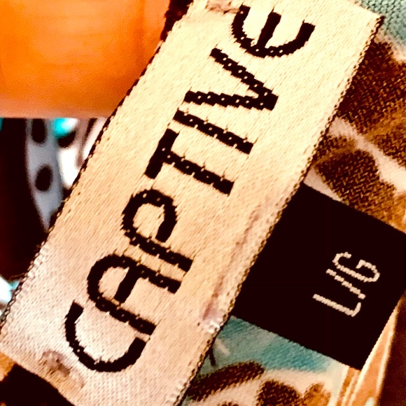 Beautiful “Captive” Sundress - Picture 6 of 6